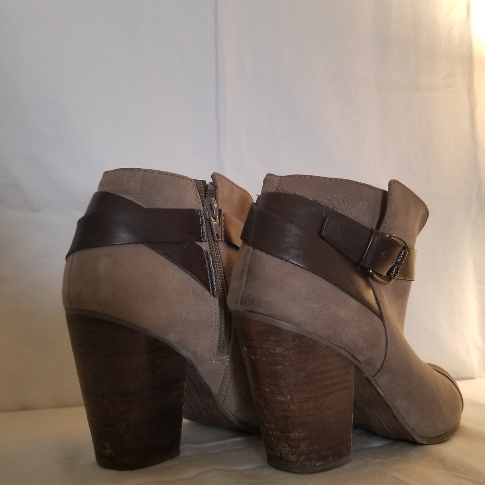 Boots - Picture 2 of 4